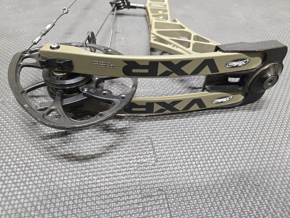 Mathews VXR 28