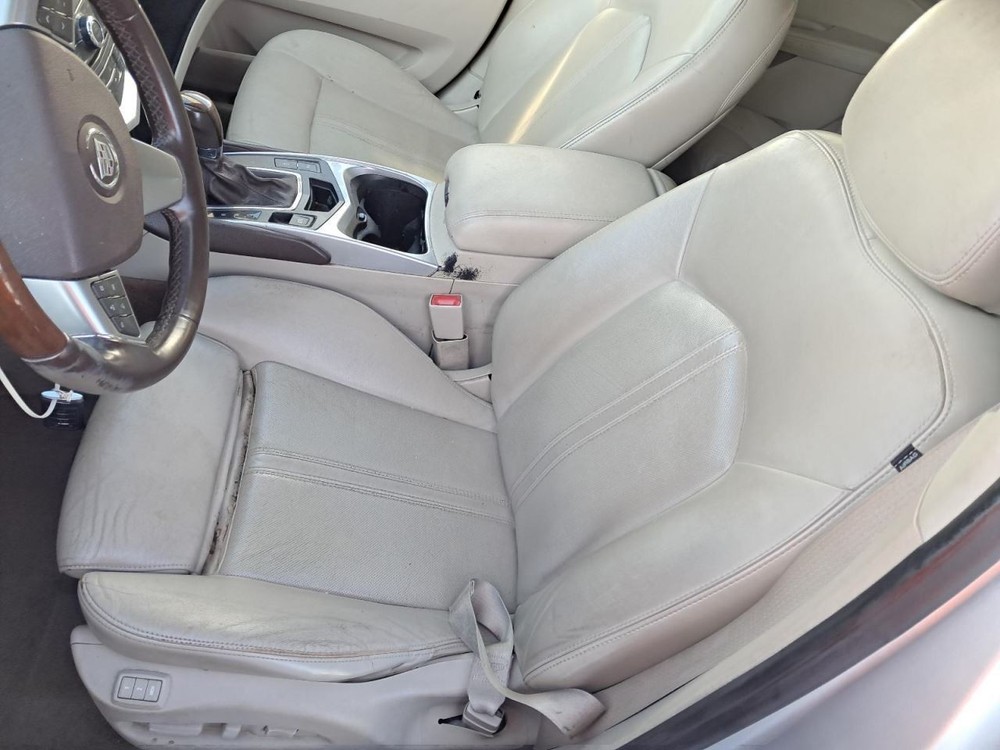 SRX 2011 Glove Box 4785397