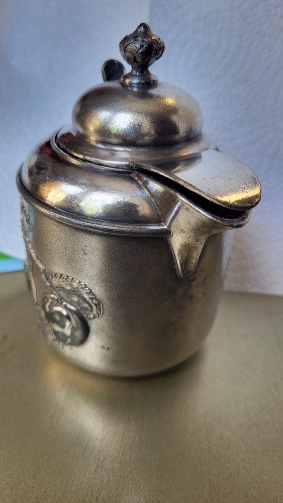 Pairpoint Silver Plate Fruit Engraved Creamer. 1S
