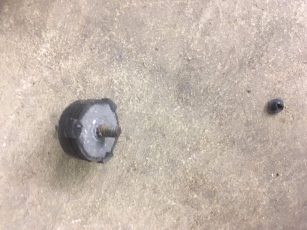 2009 POLARIS DRAGON ASSAULT SWITCHBACK motor mount