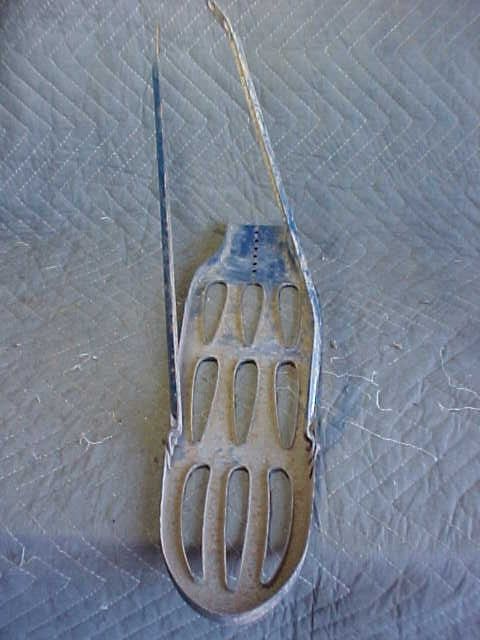 OLD BICYCLE CARRIER RACK