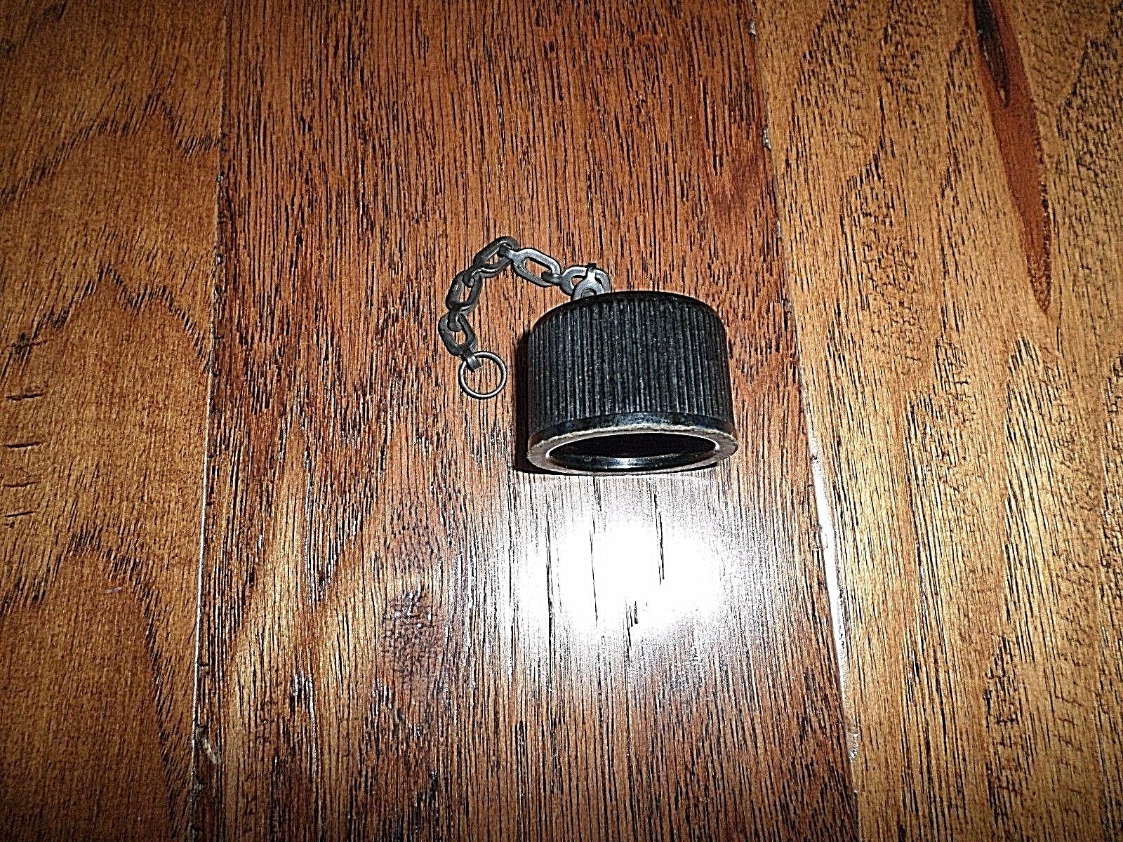 WWII U.S MILITARY CANTEEN BAKELITE CAP SCREW LID WITH CHAIN & CORK ALL ORIGINAL