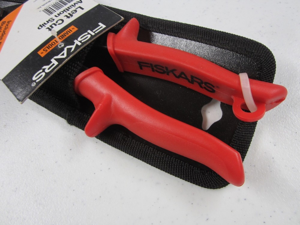 Fiskars Left Cut Aviation Snip With Pouch 22091