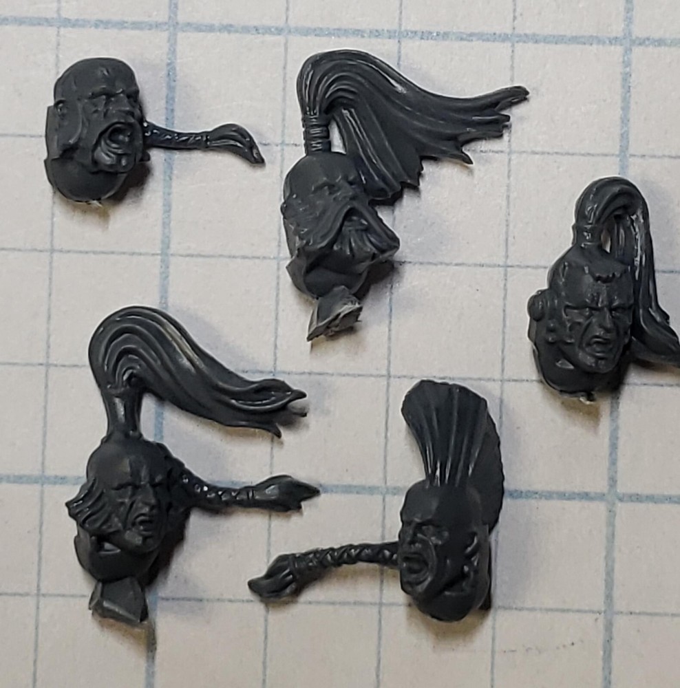 40k Space Wolves Bits Wolf Pack Wolf Guard Veteran Bare Head w Top Knot Braid x5