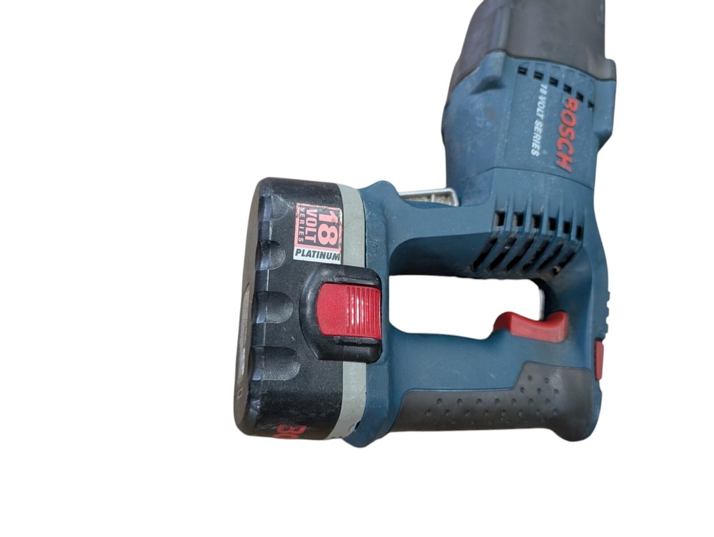 BOSCH RECIPROCATING SAW 18V Model 1646 + Battery !