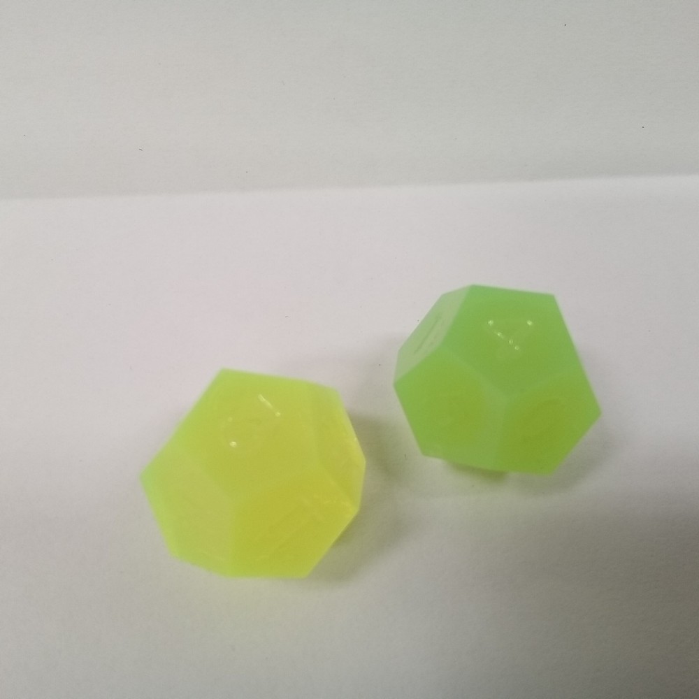 Gamescience d12, translucent, green