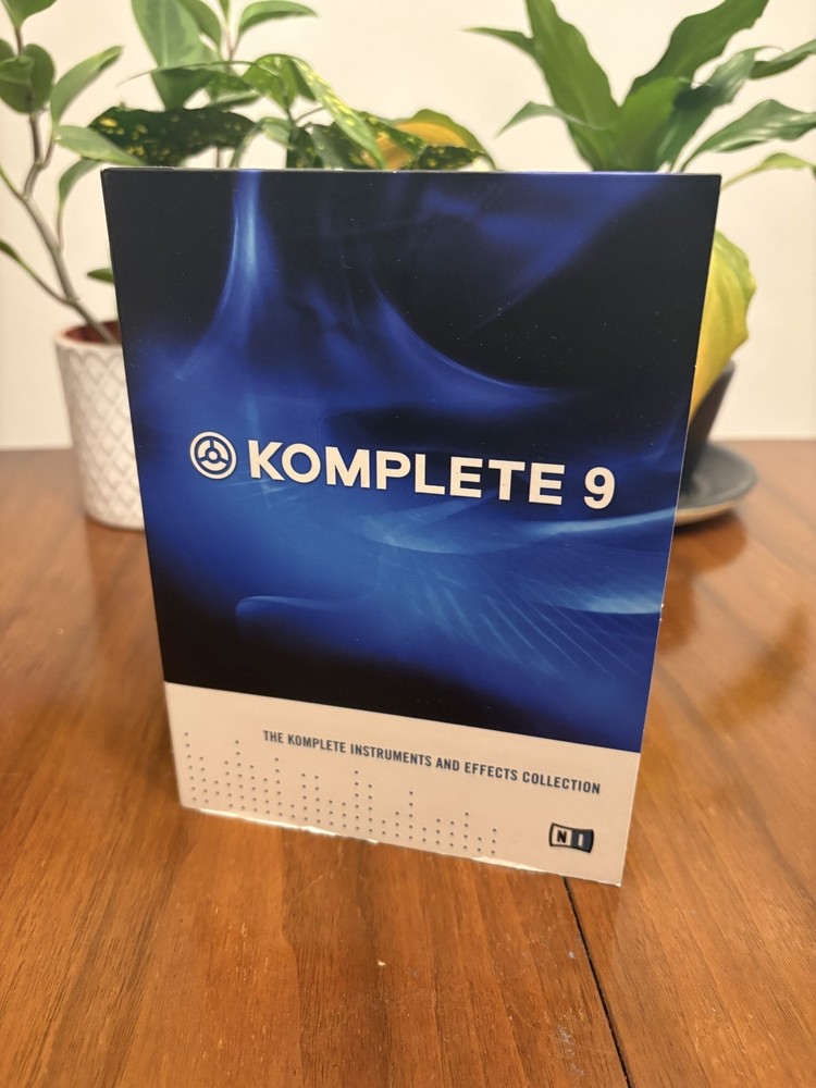 Komplete 9 Native Instruments & Effects Collection 12 Disc - No Serial