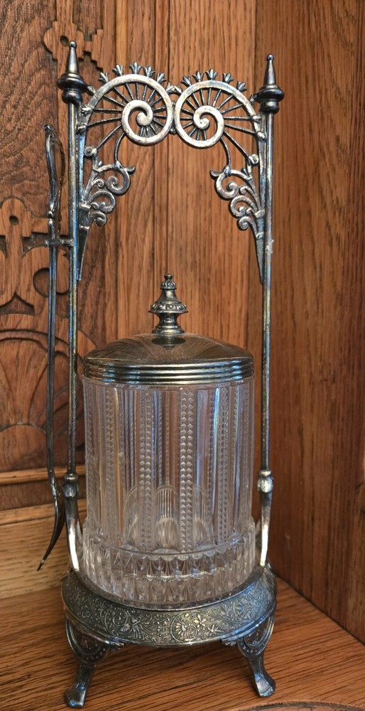 Middletown Plate Co Victorian Pickle Castor Silverplate with Wallace Pickle Fork