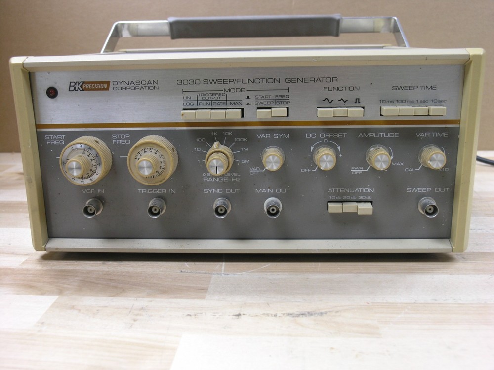 BK Precision Dynascan 3030 Sweep/ Function Generator