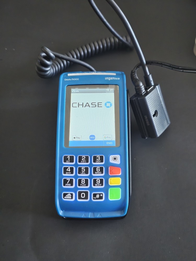 Ingenico Move 5000 Payment Card Machine 4G/LTE WIFI Bluetooth