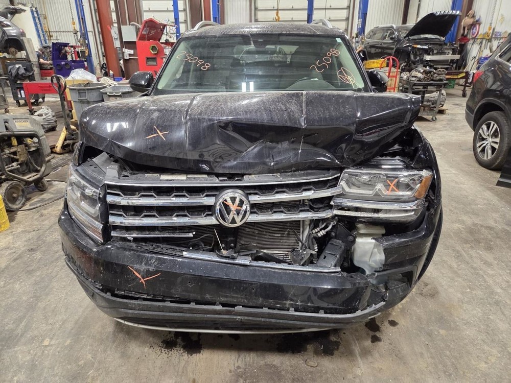 Camera/Projector Camera Front Windshield Mounted Fits 18-20 ATLAS 1552747