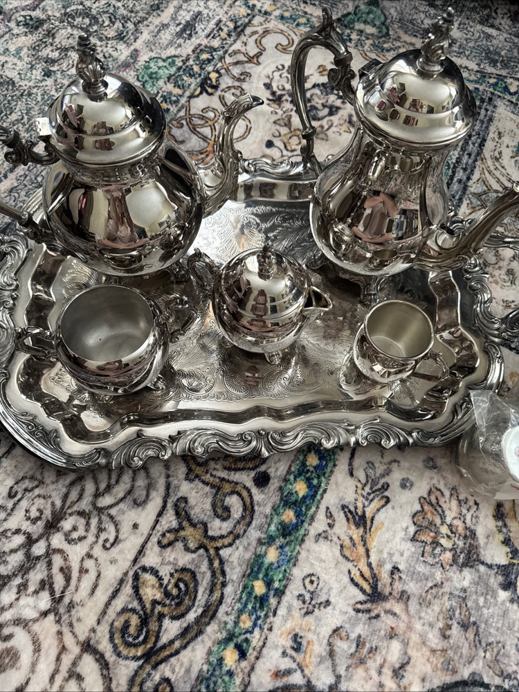 FB Rogers Silver Plated 10 Piece Coffee/Tea Set. Beautiful Condition