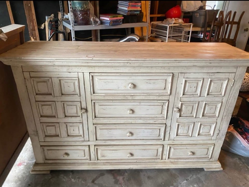 Queen Rustic White Bed Frame, Dresser W/Mirror