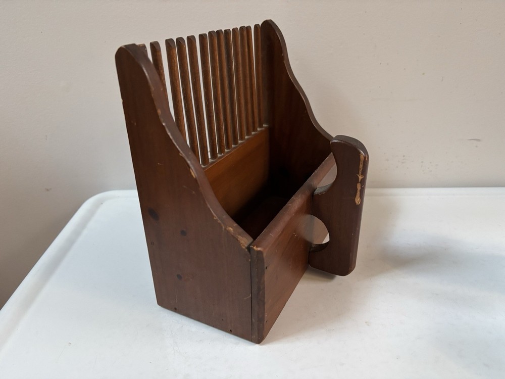 Wood Cranberry Primitive Harvest Scoop Cape Cod Model