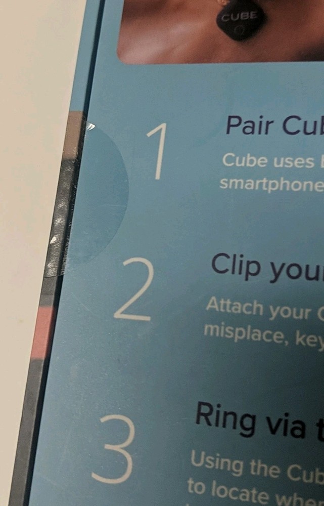 Cube Bluetooth Tracker Key Finder Phone Locator NEW SEALED