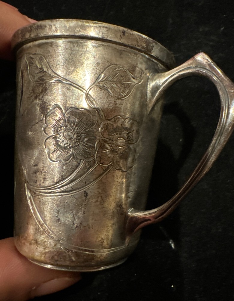 VINTAGE FINE SMALL 800 SILVER CUP VERY RARE SIGNED!