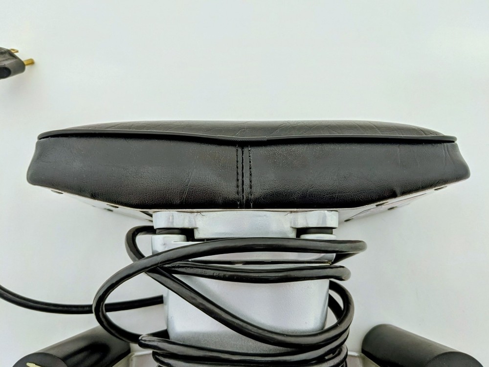 Morfam Deep Tissue Vibrating Master Massager Chiropractic Variable Speed