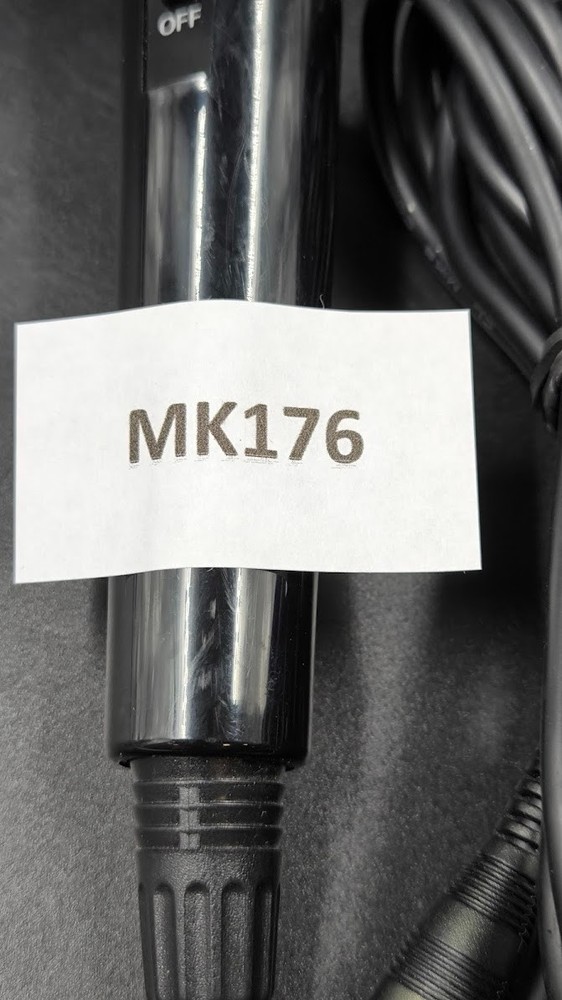 Uni-Directional Dynamic M5 Microphone Used Working Black