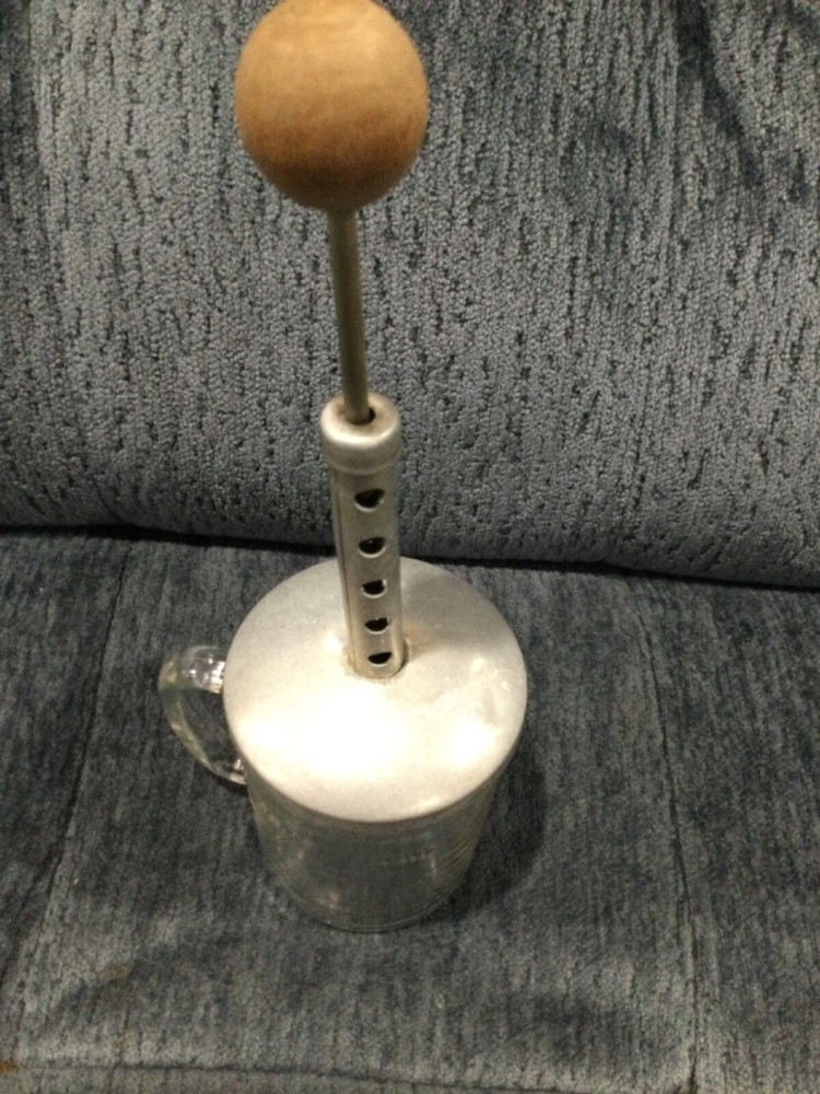 Vintage Hazel Atlas Clear Silver Kitchenware Handled Nut Chopper W/Measuring Cup