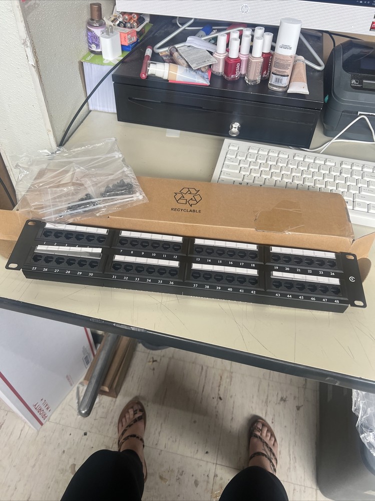Cable Matters UL Listed Rackmount or Wall Mount 48 Port Network Patch Panel