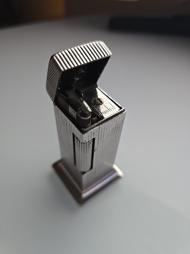 Dunhill Rollalite Tabletop Lighter