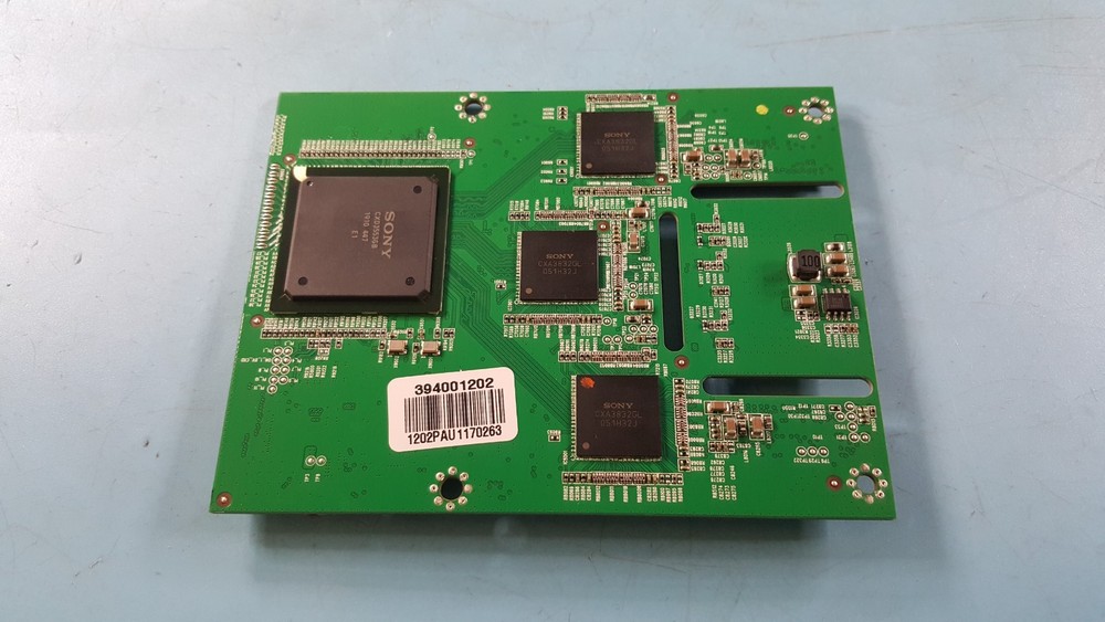 EIKI 381002202 Main Board