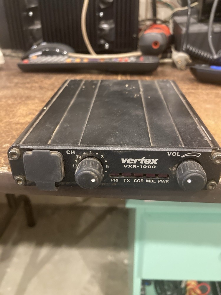Vertex VXR-1000U UHF Vehicle repeater