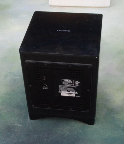 Onkyo Envision Cinema Bluetooth Speaker System Model LS3100(B).