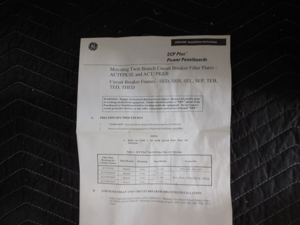GE 1-Pole SCP Plus Panelboard Filler Plate with hardware