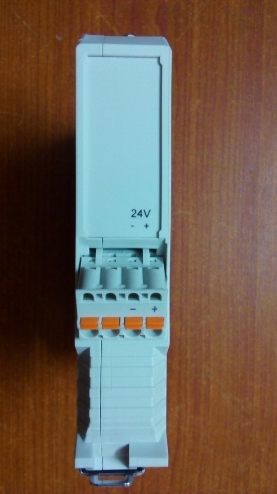 Lenze 9400 EthernetCAN communication module Type: EMF2180IB - Brand New.