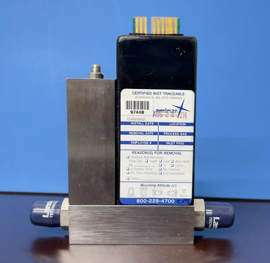 Unit Instruments UFC-1200A Range:200 SCCM Gas:N2 Mass Flow Controller