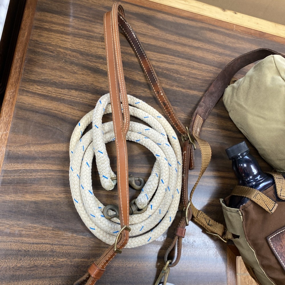 HEADSTALL, REINS, SNAFFLE, POMMEL BAG, CANTEEN