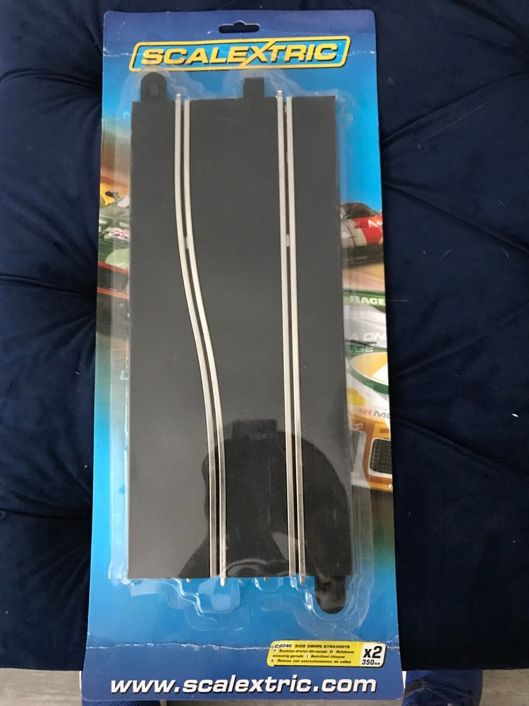 Scalextric  Side Swipe Straight Track - 2pcs C8246 B516