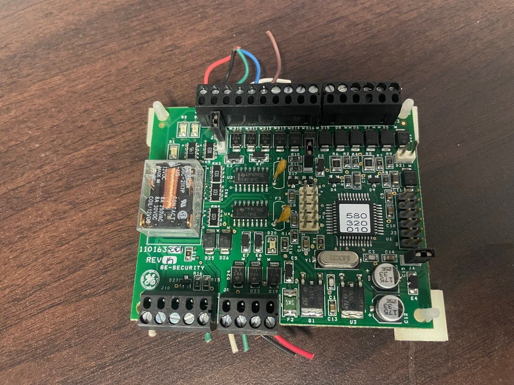 Used - UTC Fire & Security WIU-4 430160001 Access Control Unit