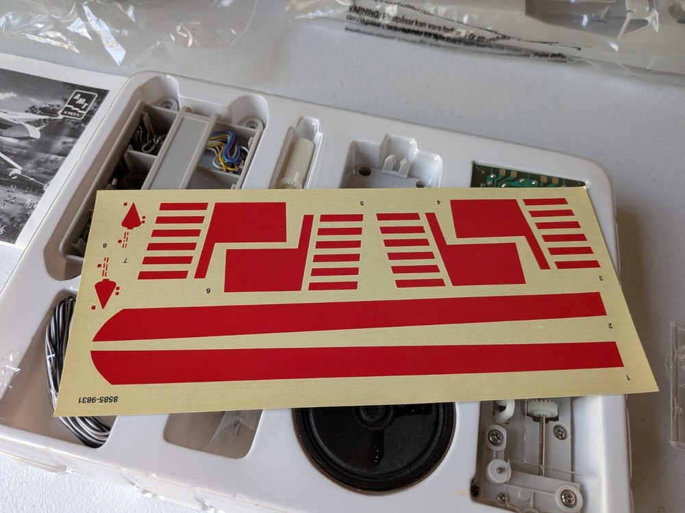 AMT Star Wars Electronic X-Wing Fighter Plastic Model Kit