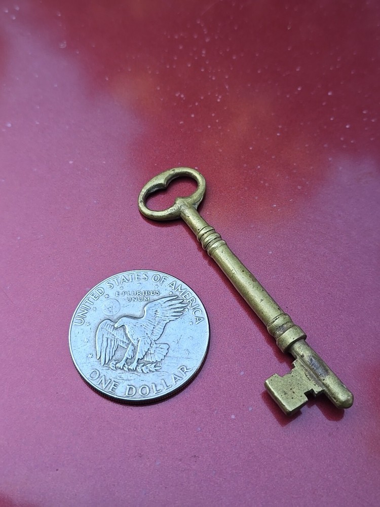 Neat Old Solid Brass Chest Key☆ 1 Antique Metal Skeleton Key!