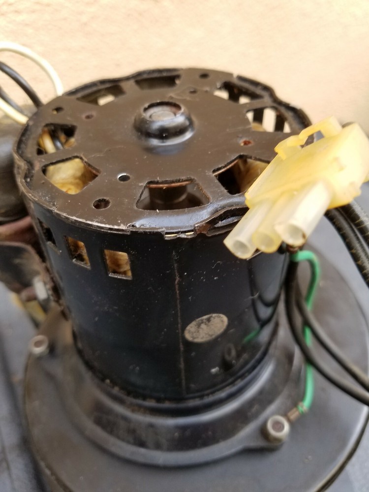 Hayward Combustion Blower IHXBWT1930, Pre-owned