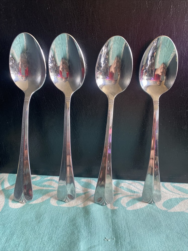 4 Pcs Rogers Co Country Shell Dinner Spoons Stainless Flatware