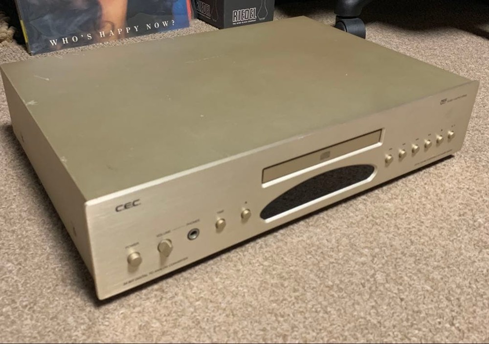 CEC CD3300 CD Player Burr Brown 24bit LEF Class-A XLR w/Remote FullyFunction