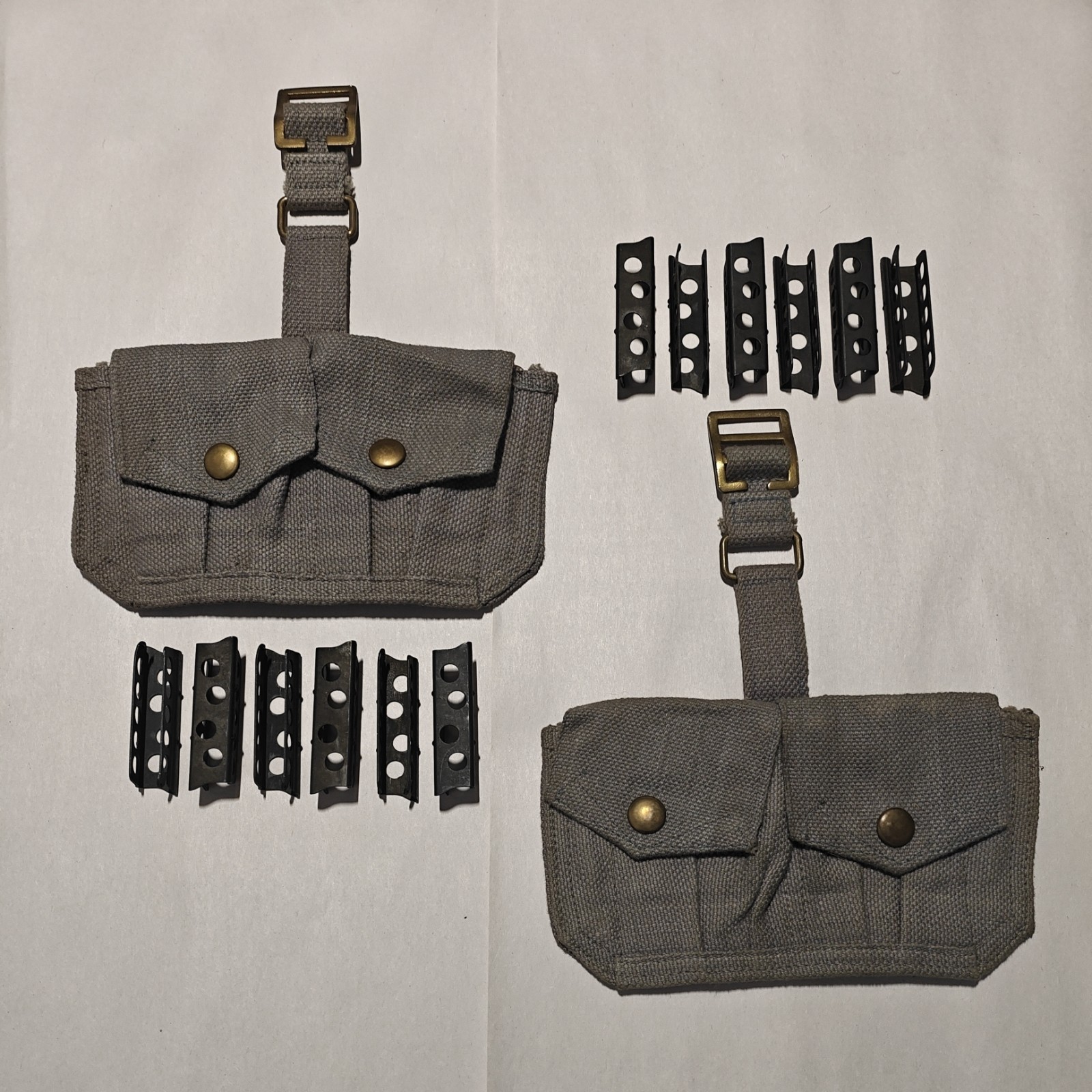 SET OF 12 BRITISH LEE ENFIELD 303 CLIPS WITH 2 POCKET AMMO POUCHES