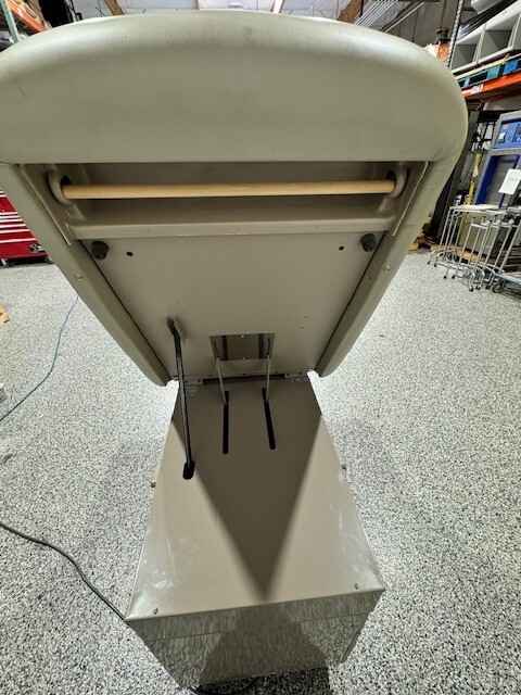 Ritter 304 Exam Table