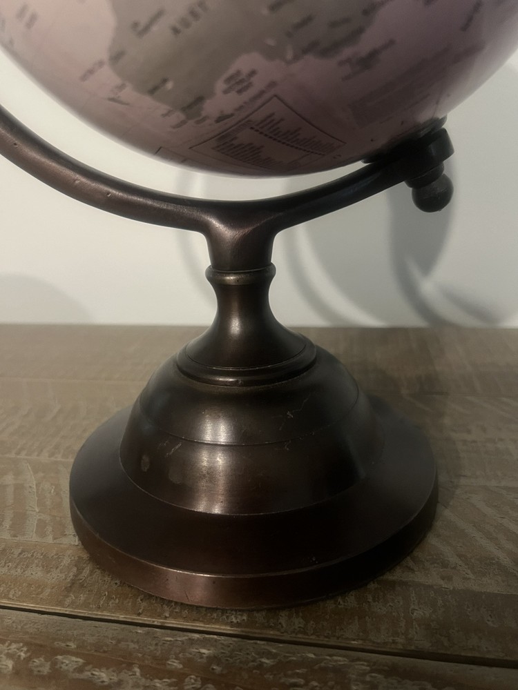 world globe on Metal stand