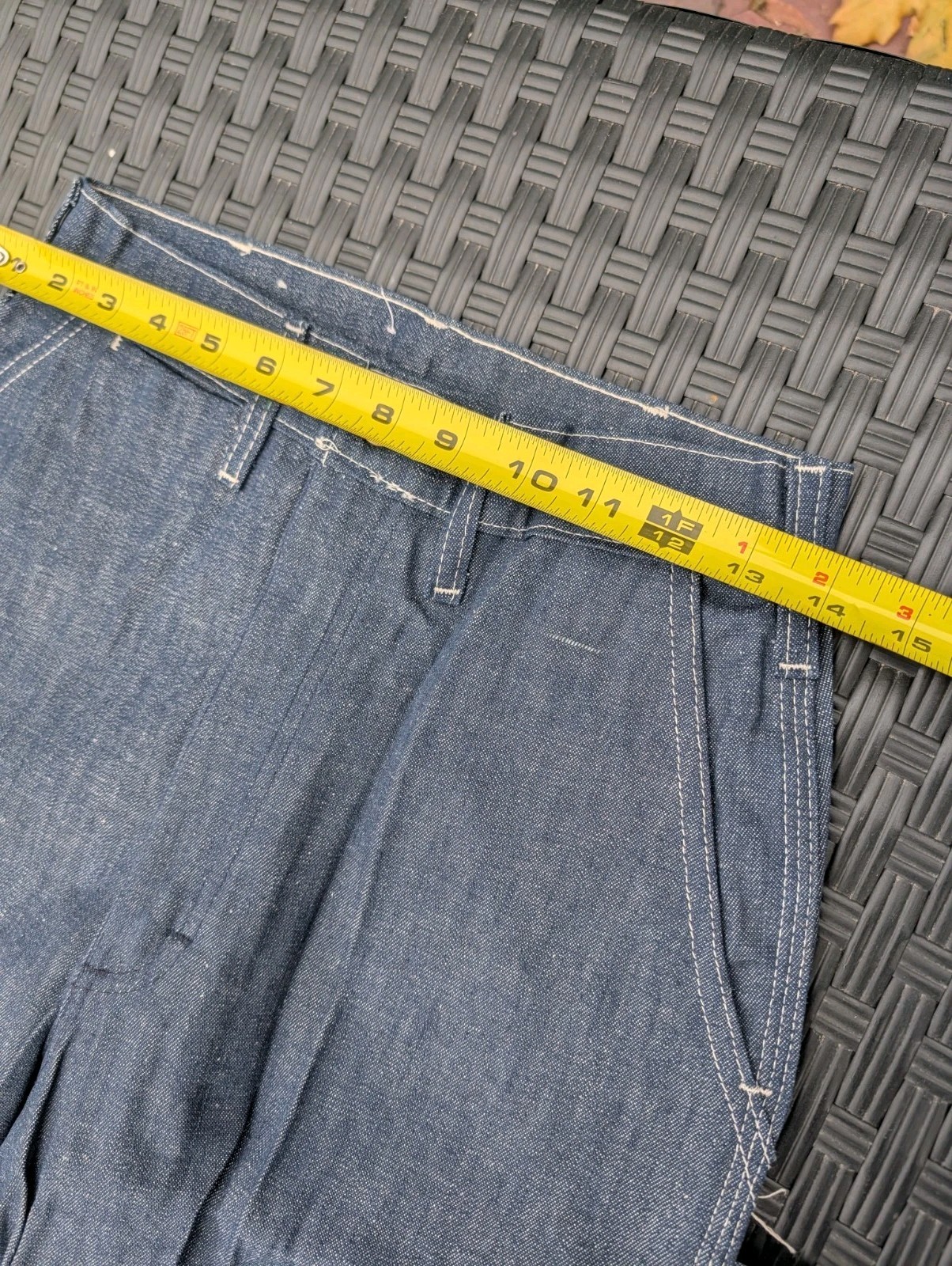 Vtg NOS Oshkosh B'Gosh Dungarees Denim Sanforized Jeans 27x33 NWT Union Made 70s