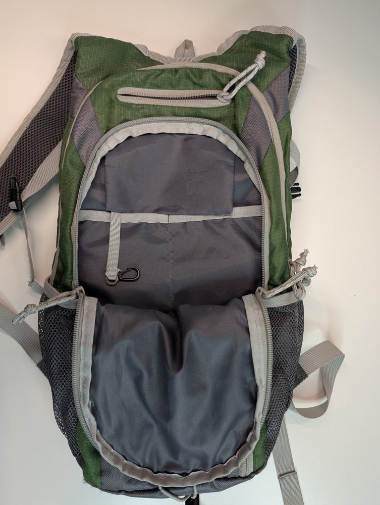 Ridgeway by Kelty Hydration Pack Backpack Green Gray NO BLADDER Hiking Daypack