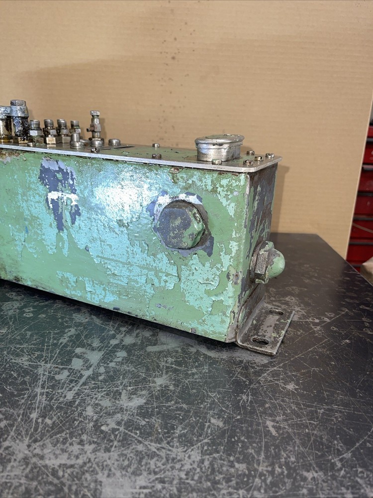 Madison Kipp Model FD 7 Feed Mechanical Oiler Used Machine Ratchet Driven