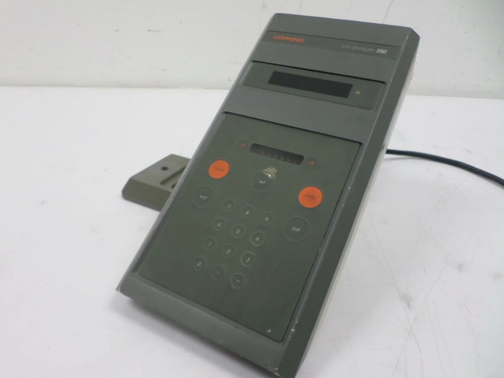 Lab equipment Corning Ion Analyzer 250, M250 Digital PH Meter