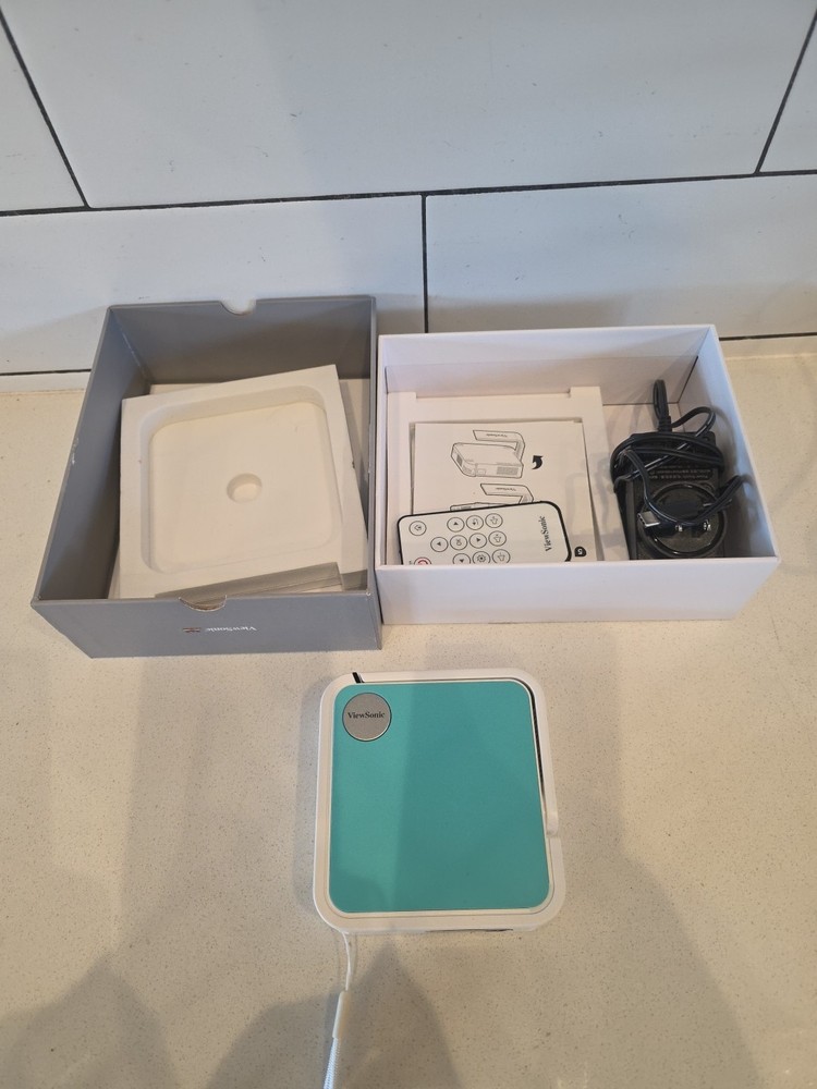 ViewSonic M1 Mini Plus Pocket Projector with JBL Speaker + Google Chromecast