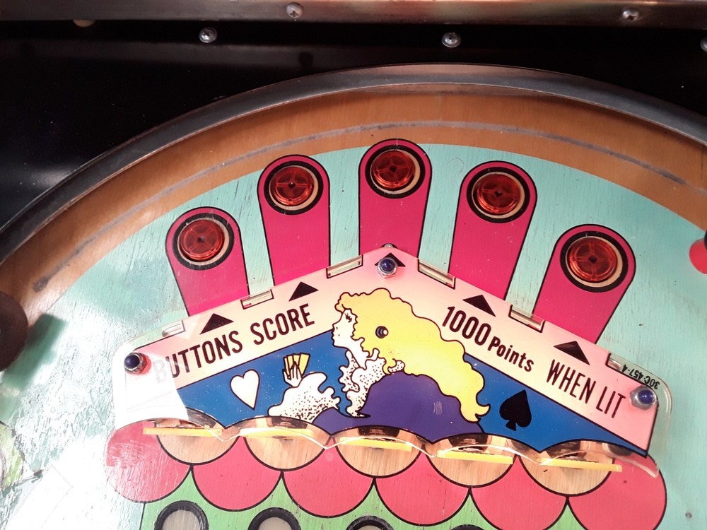 Pat Hand Pinball Machine by Williams