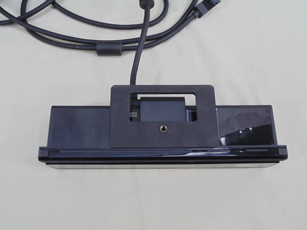 Microsoft XBOX One Kinect Sensor Bar 1520 Bundle