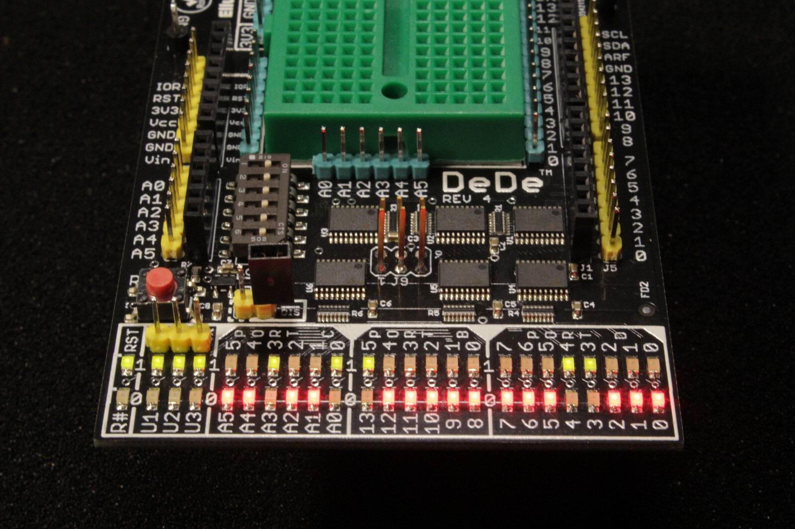 DeDe DEbug & DEvelopment Shield for Arduino UNOs & Compatibles
